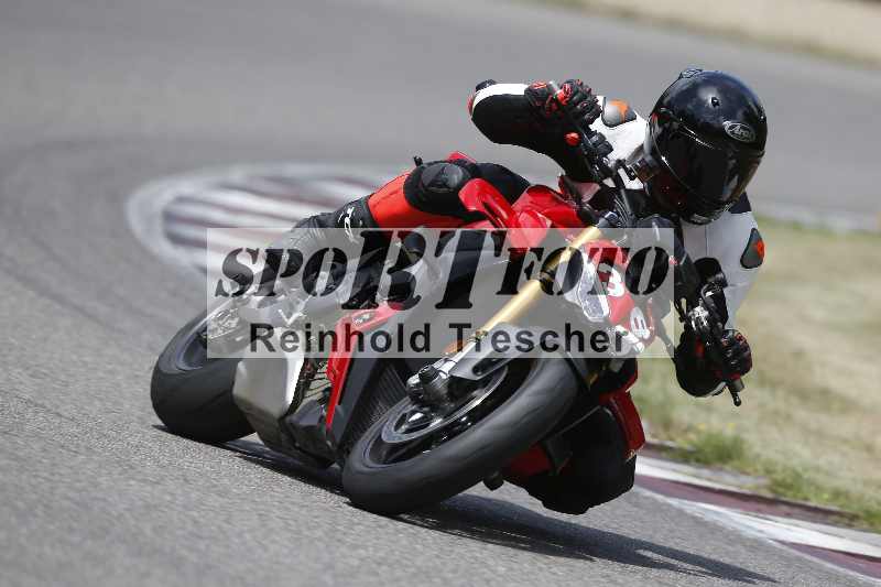 /21 17.06.2026  Ducati Schweiz Track Warmup ADR/Gruppe gruen/38